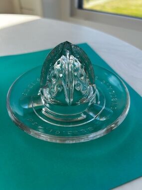 Antique EASLEY’S PAT. 1888 - 1889 Clear Glass Orange Juicer Reamer 3.75"